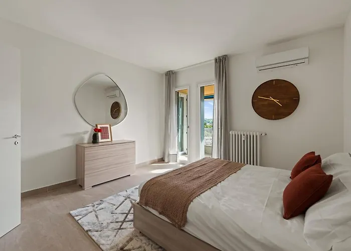 Hillview By Aura Luxury Collection *