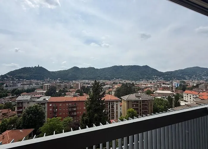 아파트 Hillview By Aura Luxury Collection *