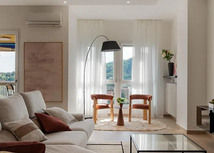 Hillview By Aura Luxury Collection 아파트