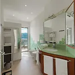 Hillview By Aura Luxury Collection Como